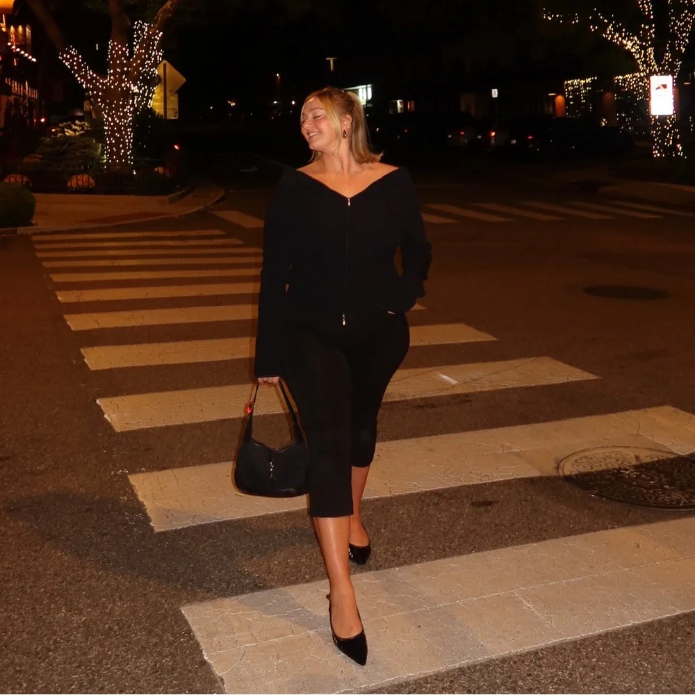 Cache Sweater - Picture 4 of 4